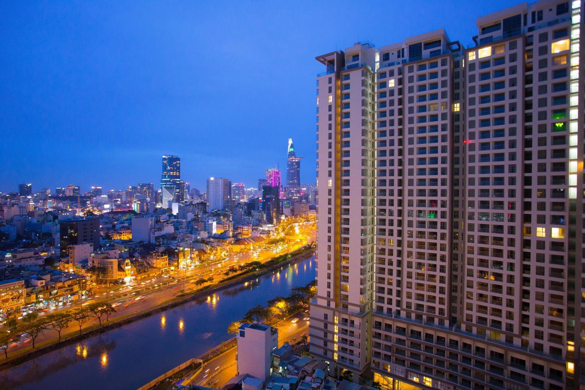 הו צ'י מין סיטי Double E Saigon Apartment In Rivergate Building מראה חיצוני תמונה