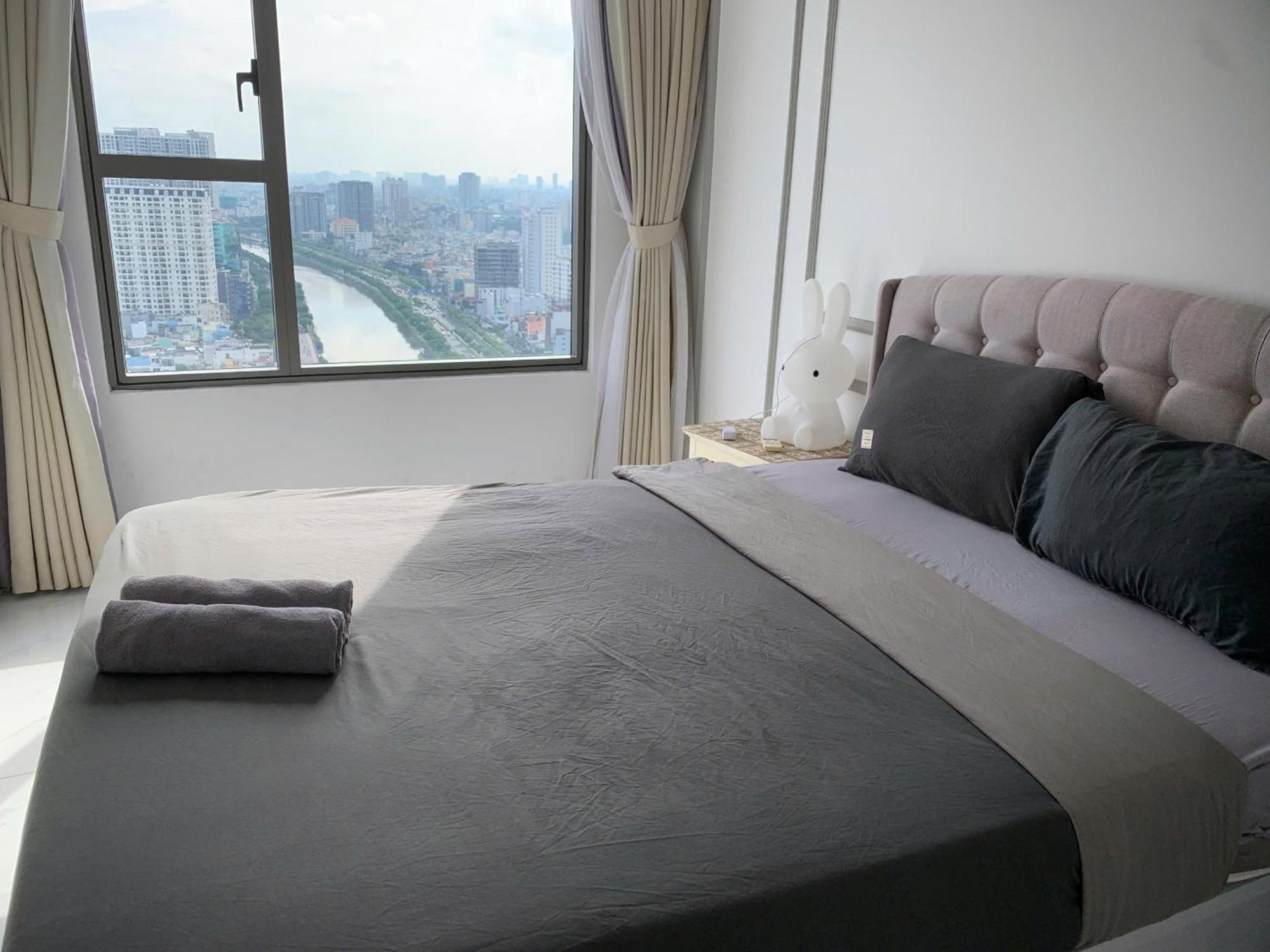 הו צ'י מין סיטי Double E Saigon Apartment In Rivergate Building מראה חיצוני תמונה