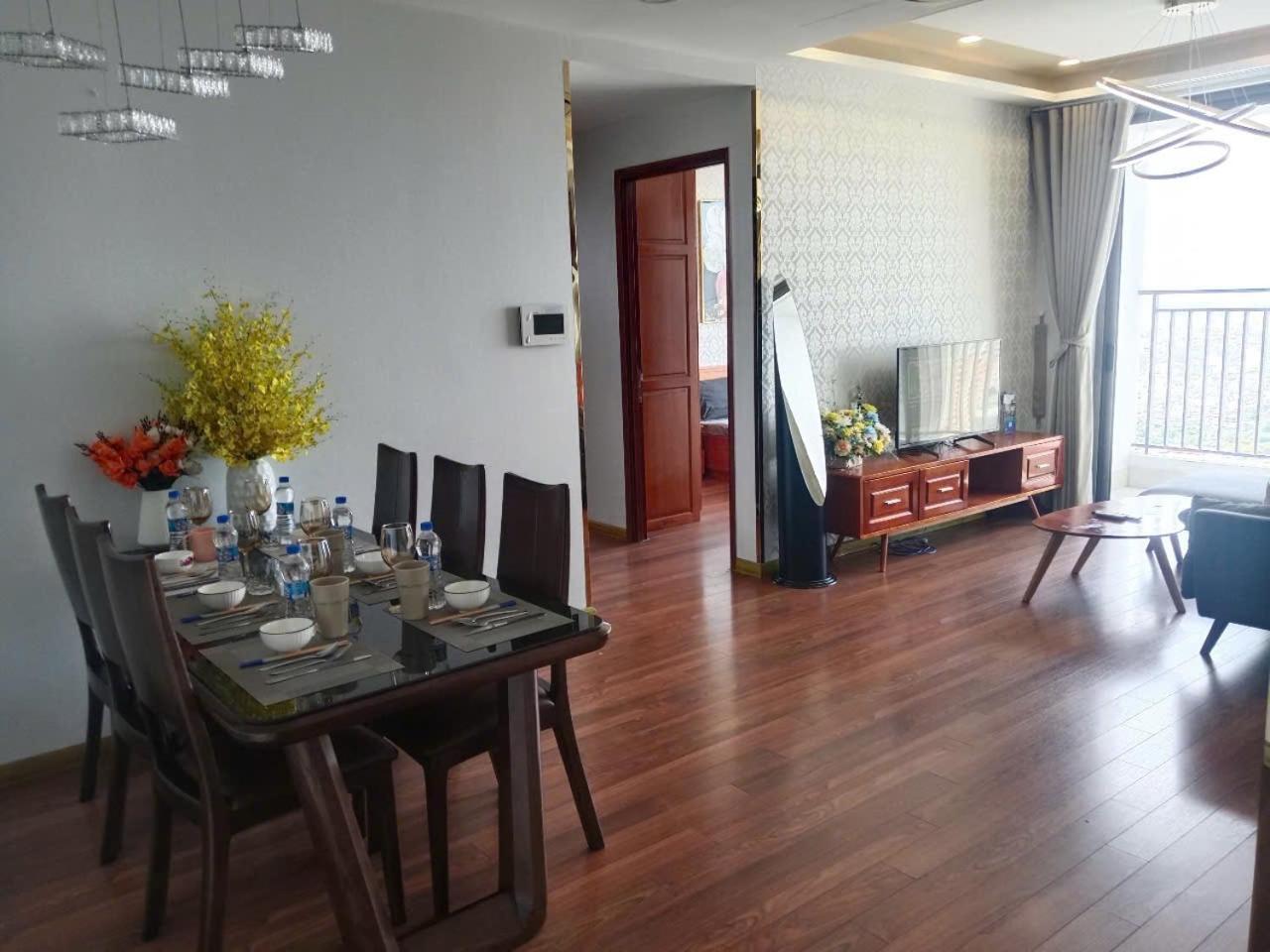 הו צ'י מין סיטי Double E Saigon Apartment In Rivergate Building מראה חיצוני תמונה